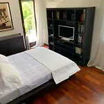 Near Como, Charming With Fireplace Daire *