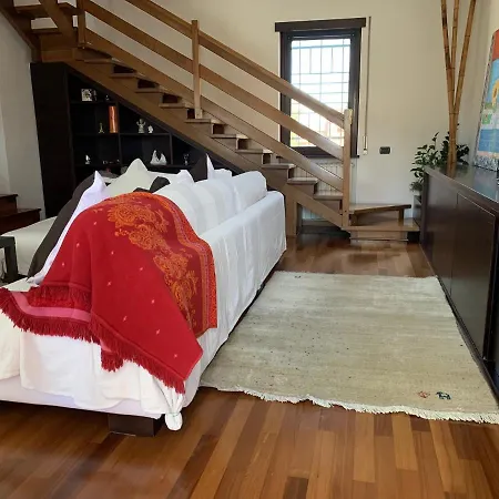 Apartament Near Como, Charming With Fireplace Grandate