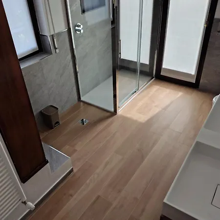 Near Como, Charming With Fireplace Apartament *